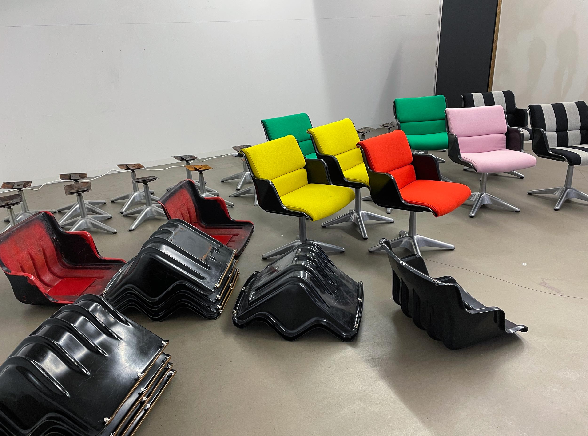 Yrjö Kukkapuro AX3428 Chairs